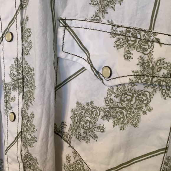 Big and tall button down - Picture 2 of 2